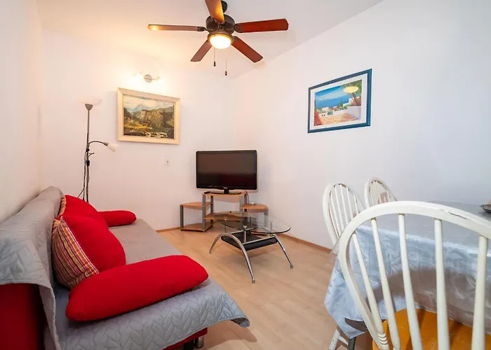 1 Bedroom In Rovanjska