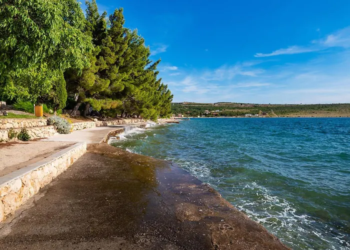 1 Bedroom In Appartement *