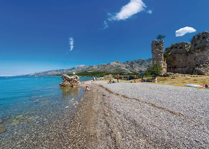 1 Bedroom In Rovanjska